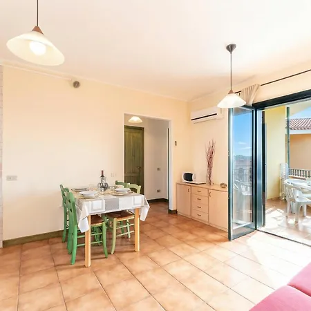 I Mirti Bianchi With Shared Pool Apartment Santa Teresa Gallura